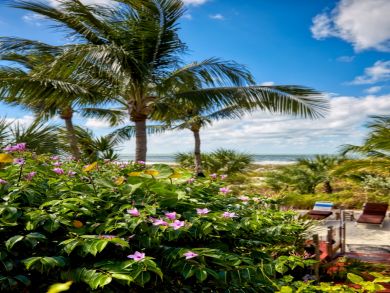 Lovely Cottage Captiva Around 300ft to the Beach